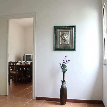 La Casa Del Mirto Homestay *