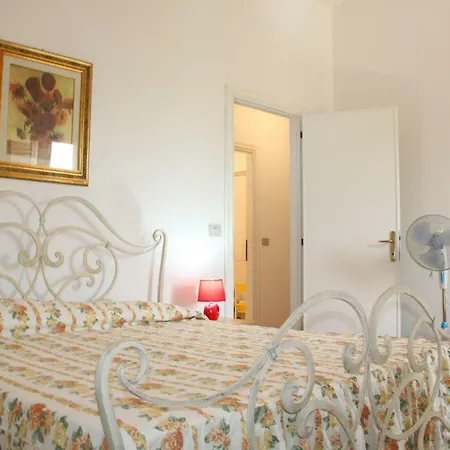 Homestay La Casa Del Mirto Brunella